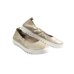 VIONIC Uptown Ballet Slip-On Shoe Flat Sz 8.5W Soft Gold Timeless All Day Travel